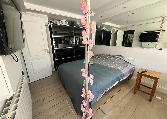 بيت للعطل 24, Port Nature, Village Naturiste Cap D'agde آجد